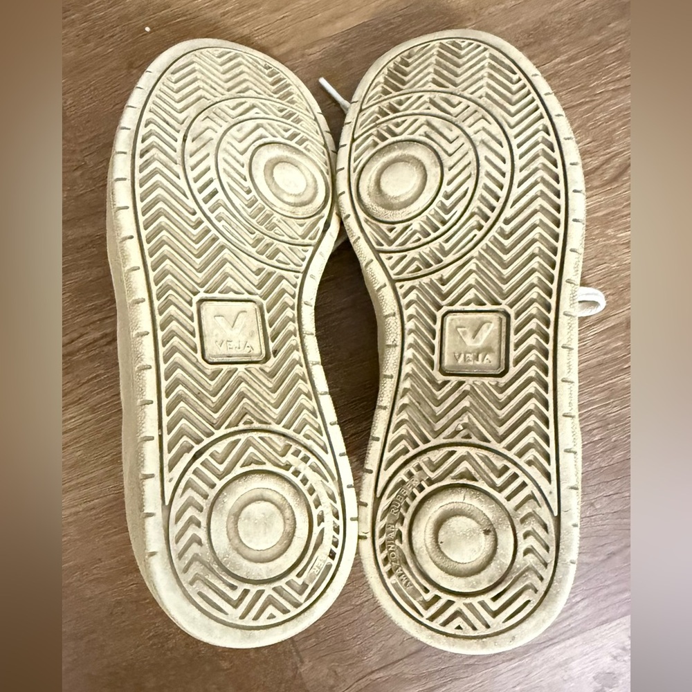 Veja V10 Prime Leather Womens Sneakers In White Bronze Size 6 - Picture 7 of 8